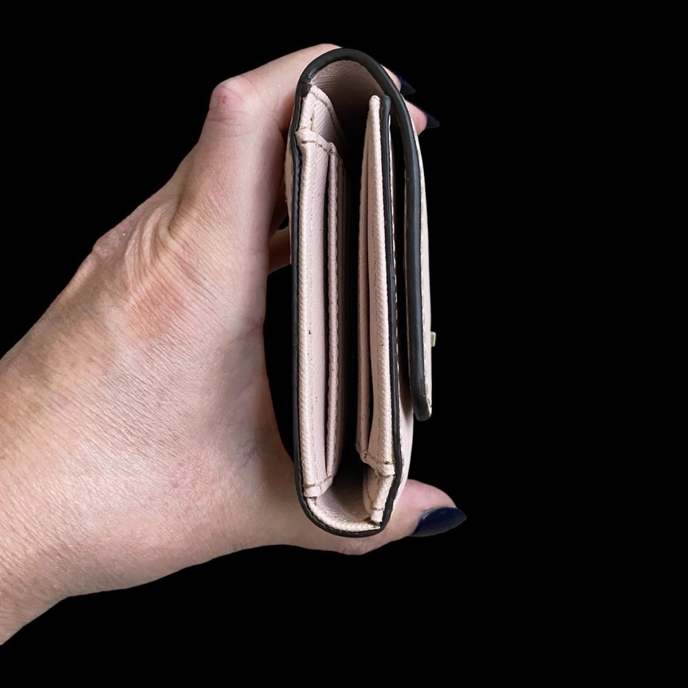 Michael Kors Jet Set Trifold Wallet - Picture 2 of 7